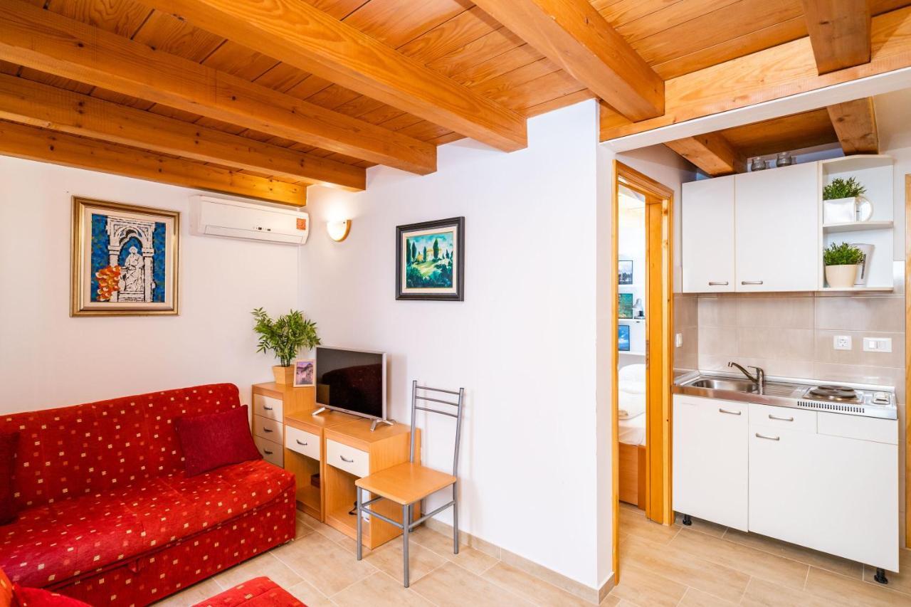 Apartment Ribambit Дубровник Екстериор снимка