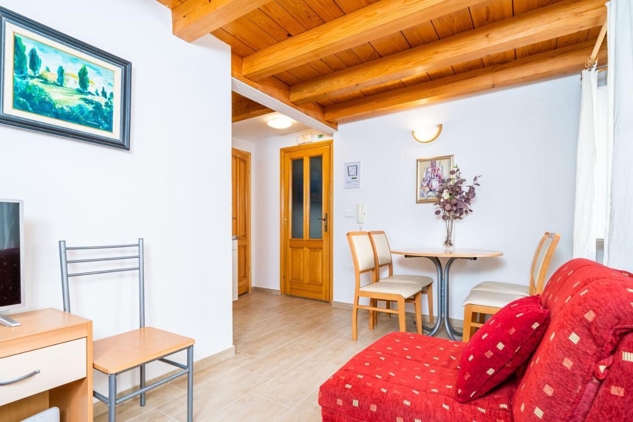 Apartment Ribambit Дубровник Екстериор снимка